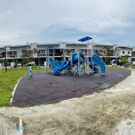 Ipoh Dfestivo Homestay By Comfort Home Bagian luar foto