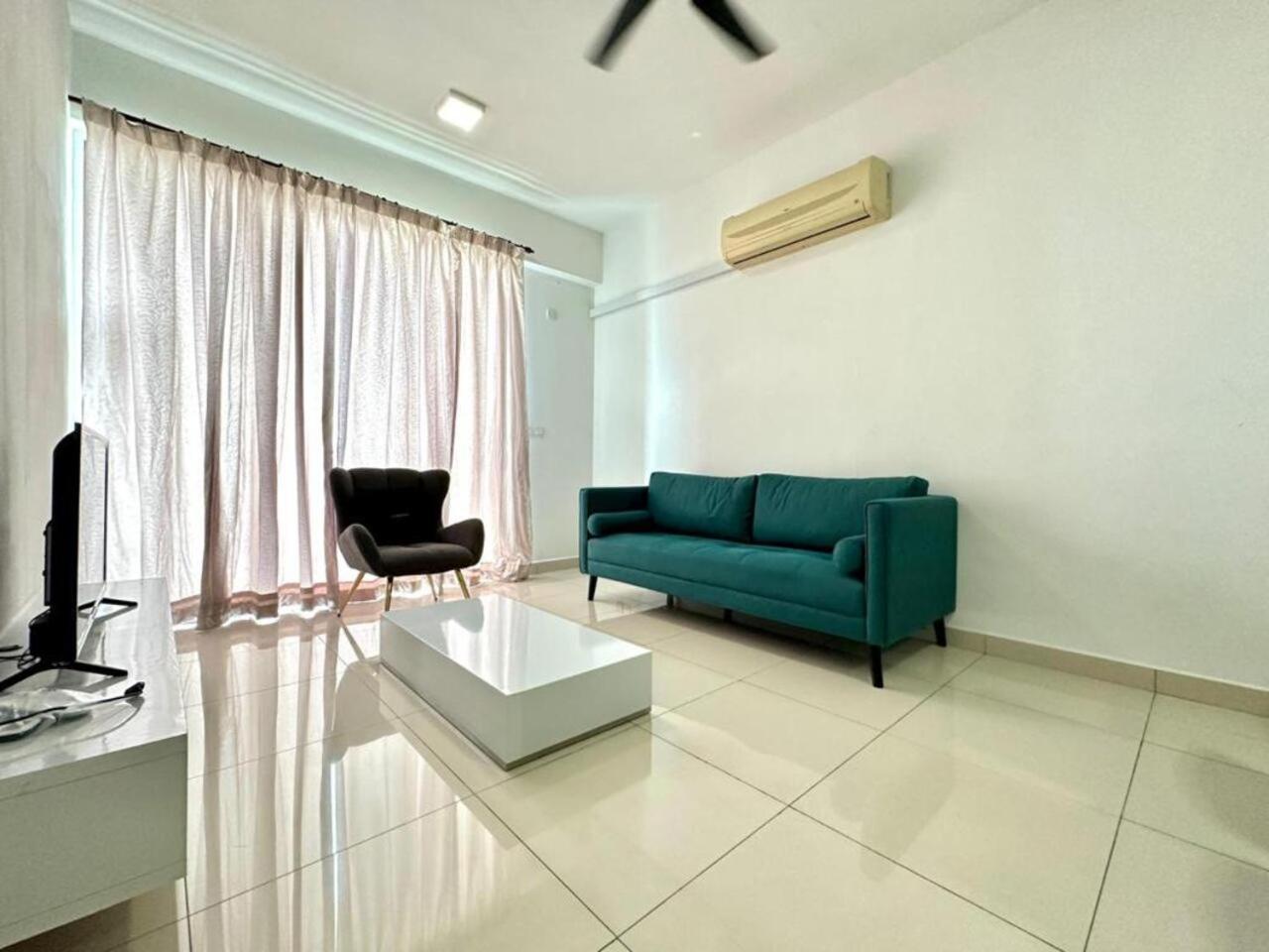 Dfestivo By Comfort Apartment *